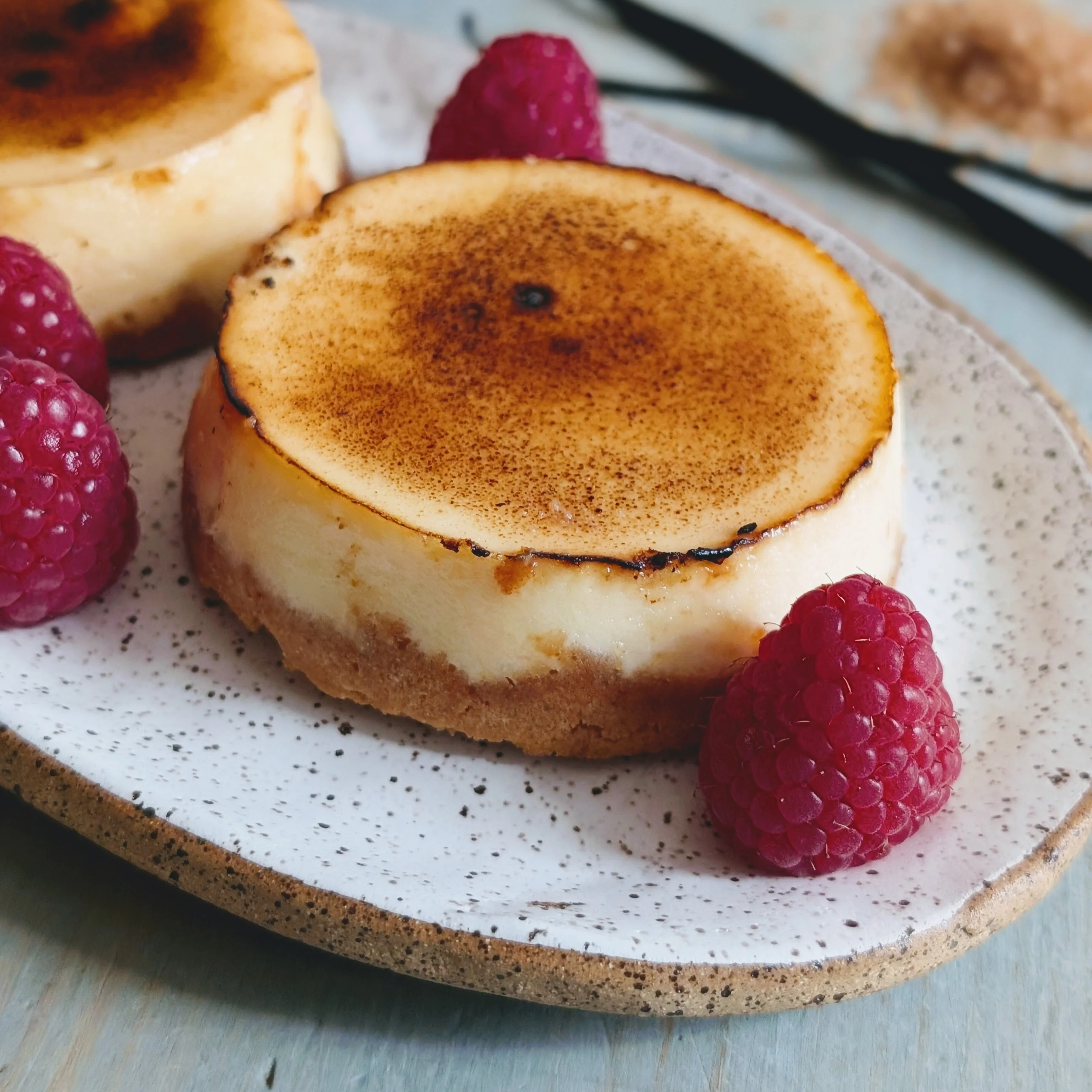 Crème Brûlée Cheesecake (2-pack) - Image 3