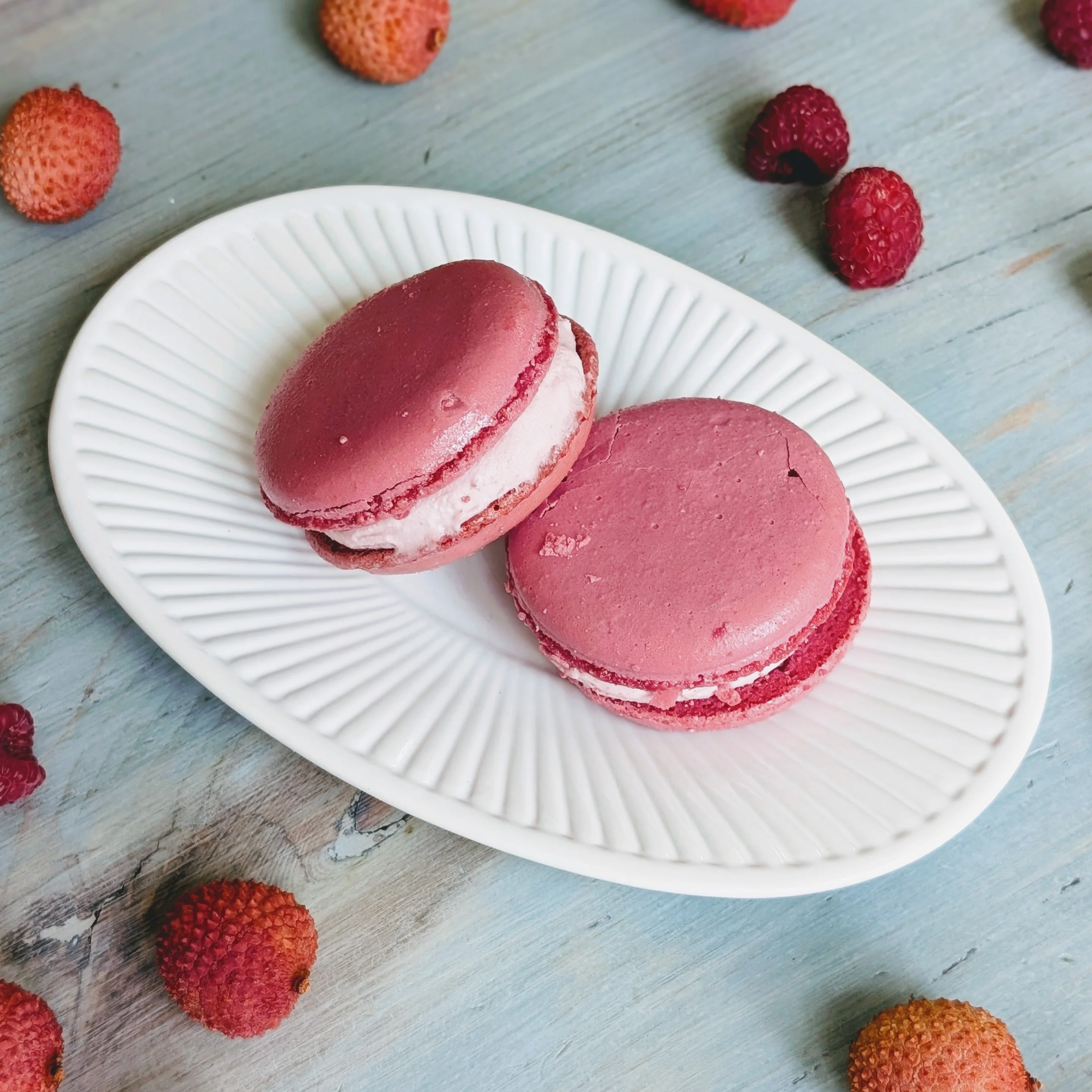 Macaron Ice Cream Sandwich • Raspberry-Lychee (2-pack) - Image 2