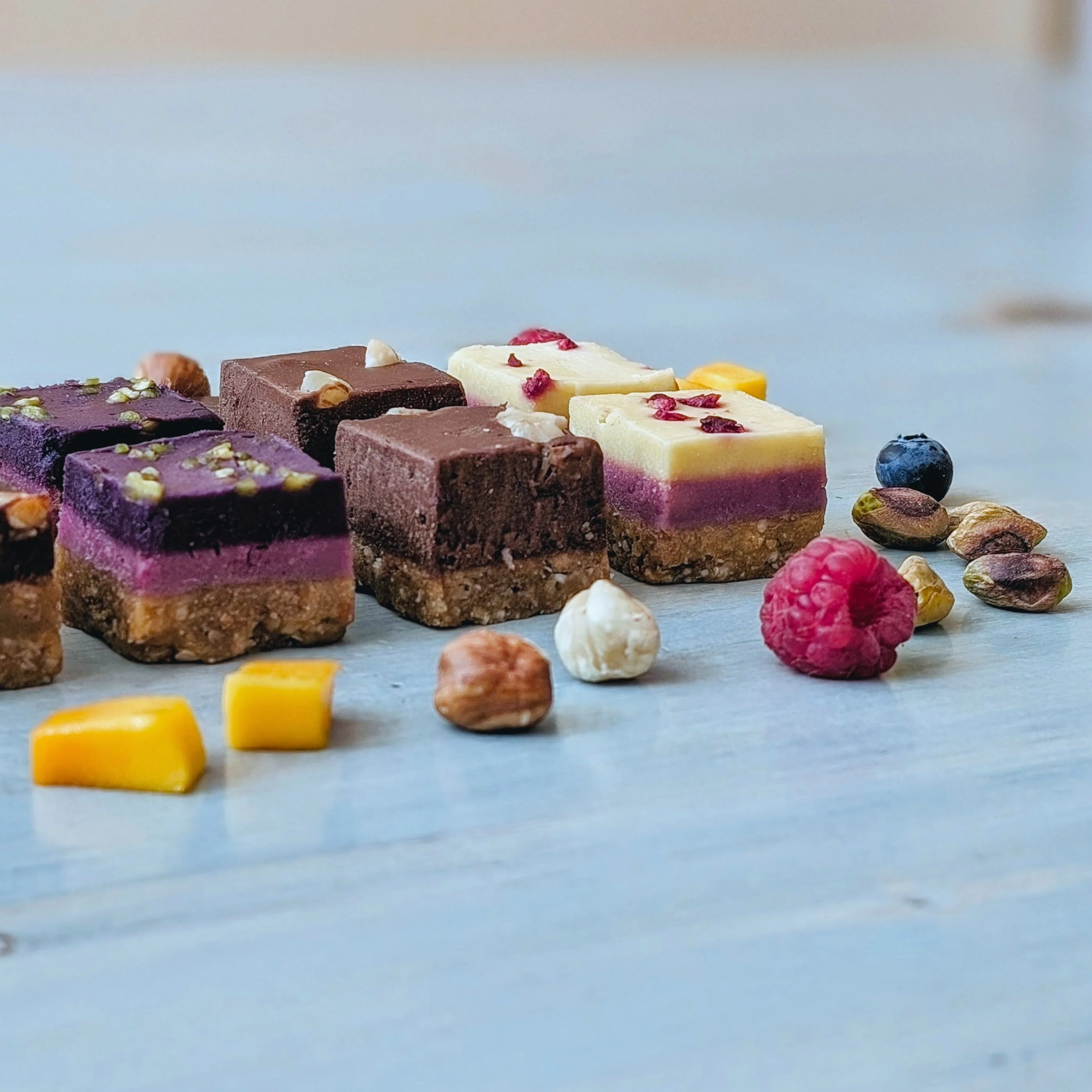 Mini Layer Cakes (8-pack) - Image 4