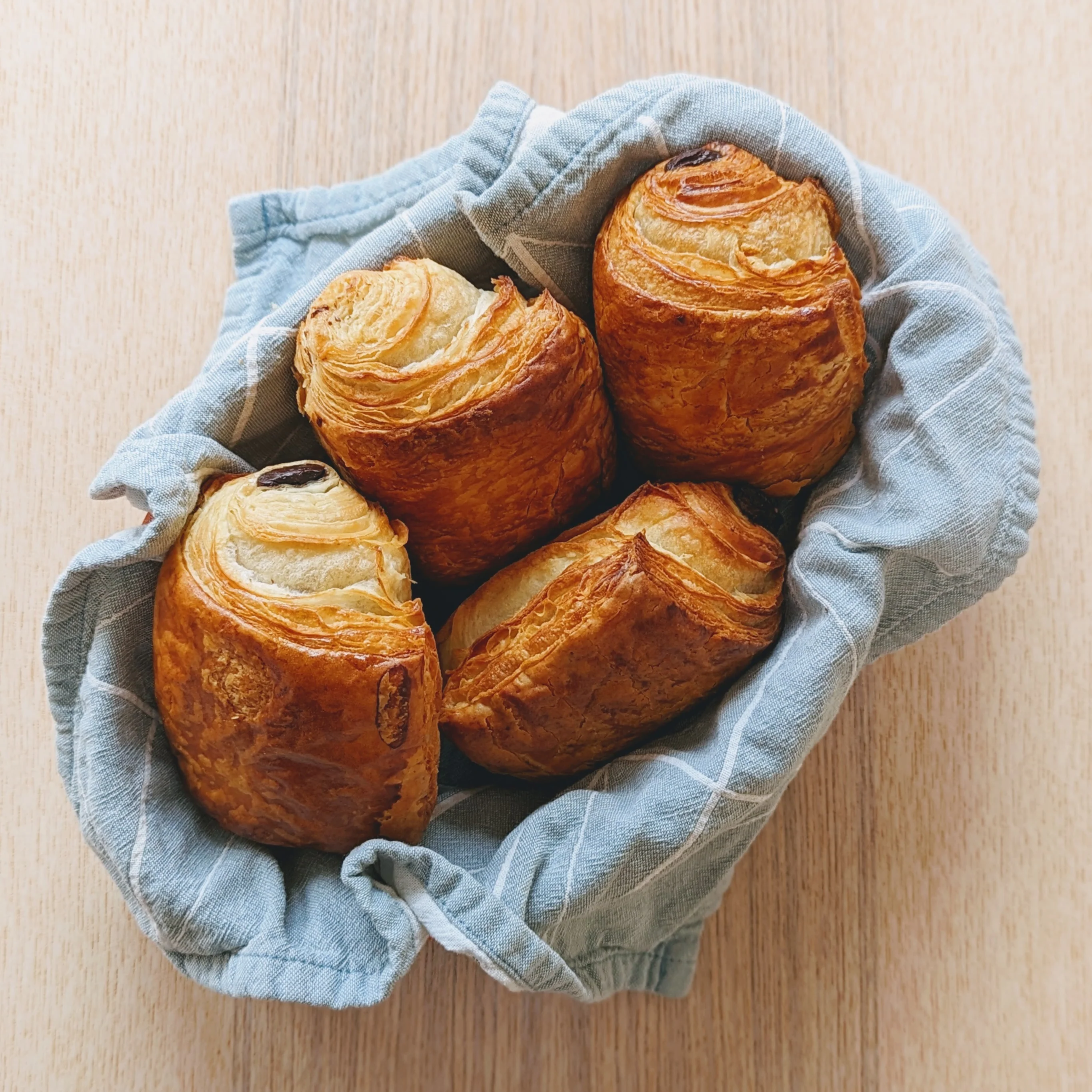 Chocolate Croissants (4-pack) - Image 2